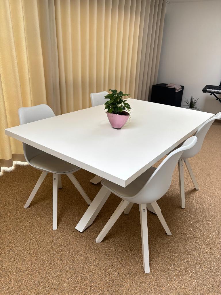 Table blanche + 4 chaises blanches, Quatre personnes, 150 à 200 cm, Enlèvement, 50 à 100 cm