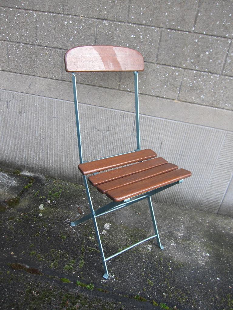 Chaise de café entièrement restaurée, Jardin & Terrasse, Chaises de jardin, Comme neuf, Bois de teck, Enlèvement