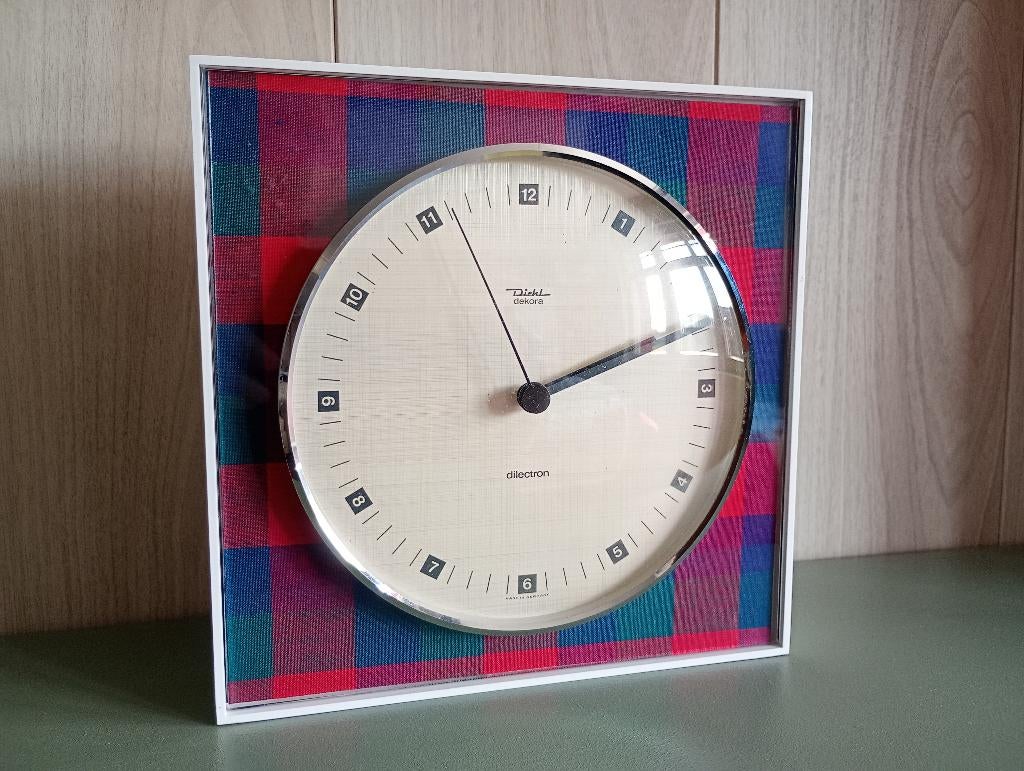 diehl dekora dilectron wandklok 4 verwisselbare designs, Huis en Inrichting, Woonaccessoires | Klokken, Ophalen of Verzenden, Nieuw