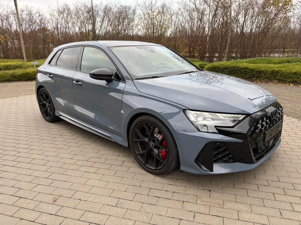 RS3 2025/ 4000KM/ TVA EXPORT/ SONOS/ PANO/ ALCANTARA, Achat, RS3, Alcantara, 5 portes