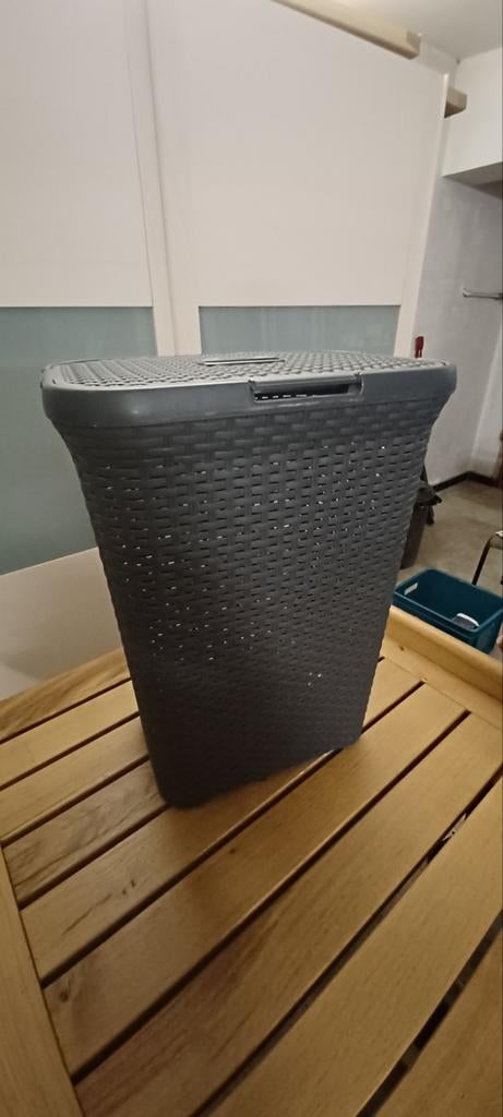 Wasmand Curver, Ophalen