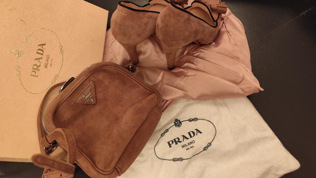 Prada avondtasje, Ophalen of Verzenden, Nieuw, Roze, Avondtasje