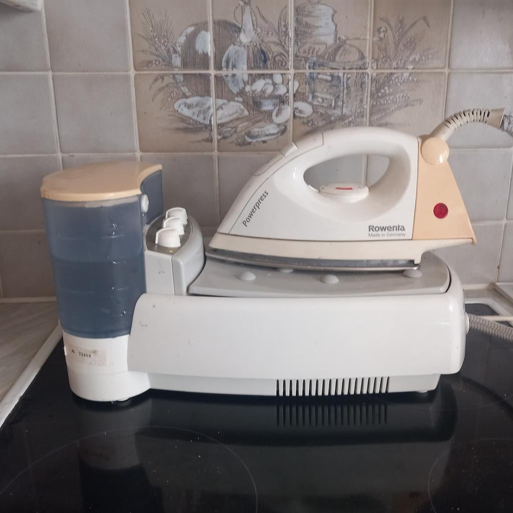 Rowenta powerpress plus stoomgenerator, Elektronische apparatuur, Strijkijzers en Strijkplanken, Ophalen of Verzenden