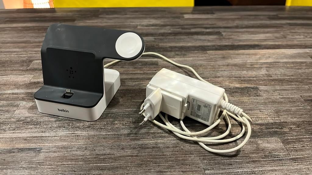 Belkin PowerHouse Charge Dock for Apple iPhone + Watch, Telecommunicatie, Ophalen of Verzenden, Gebruikt, Apple iPhone