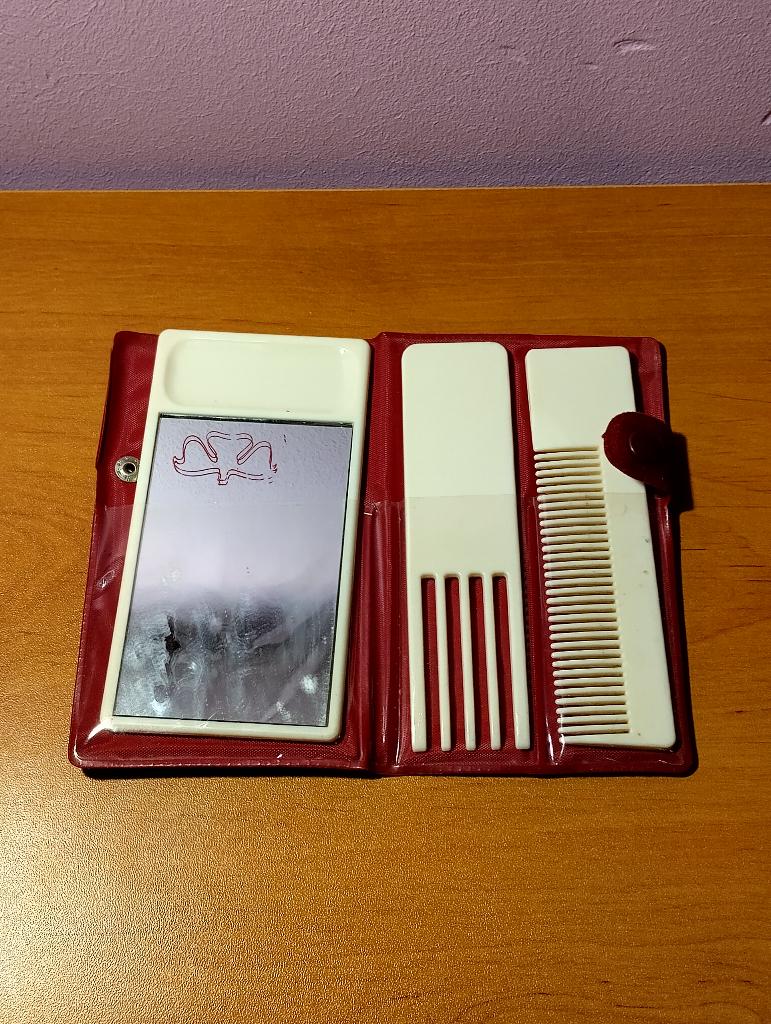 Kit de toilette de voyage vintage année 50-60, Enlèvement