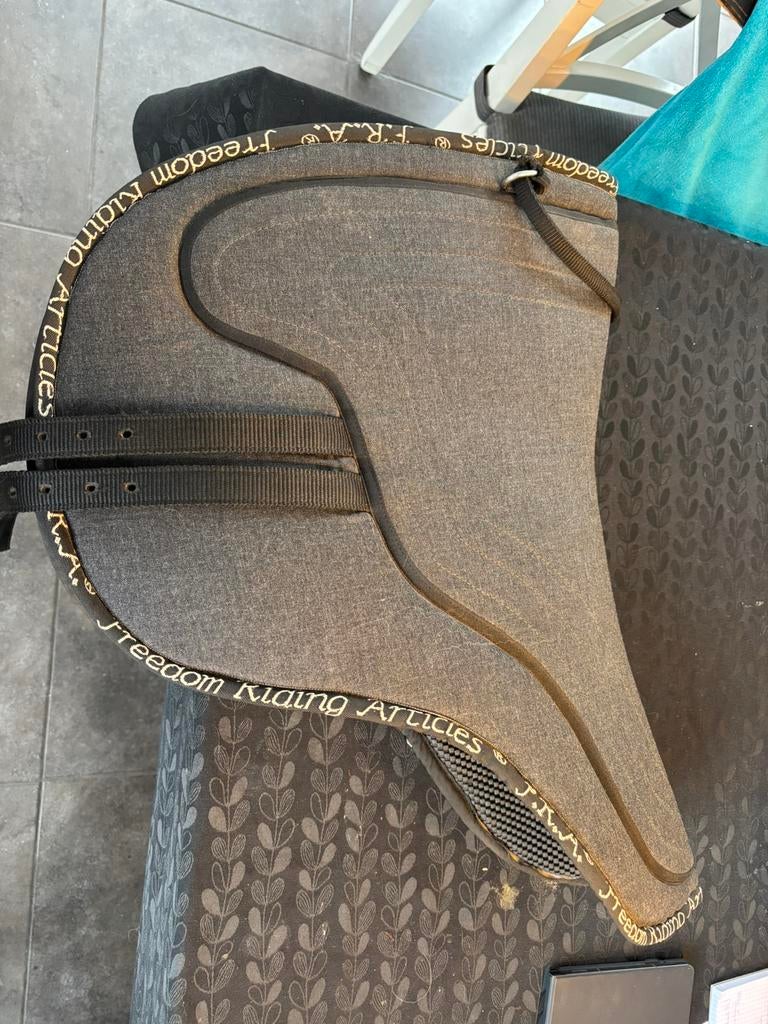 Barebackbap FRA als nieuw, Ophalen, Zo goed als nieuw