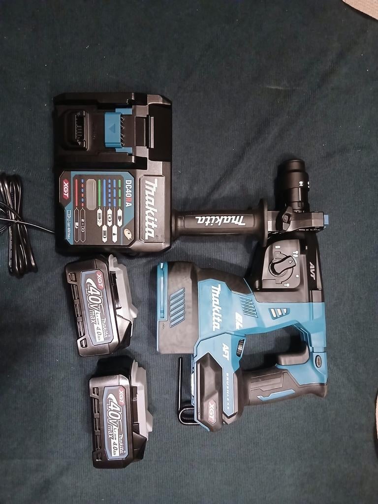 Makita XGT HR002G 40V accu combihamer, Ophalen