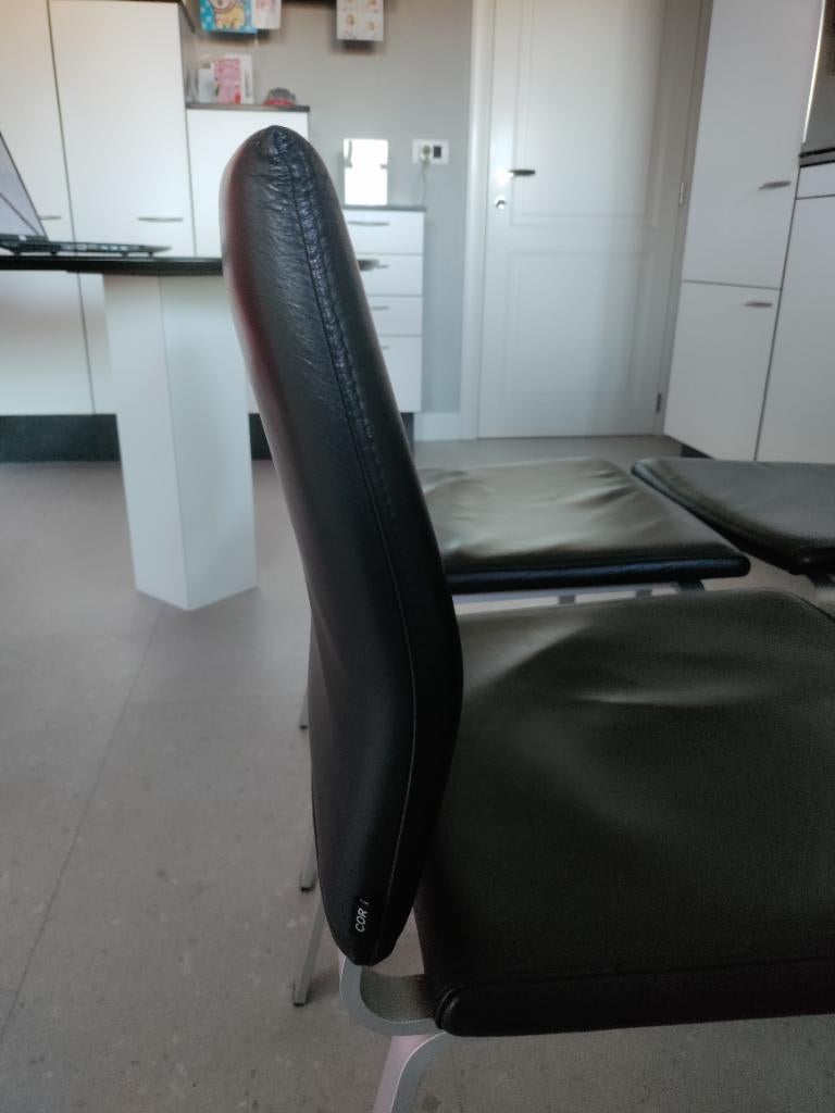 DINING CHAIR "FINO" COR - ZWART LEDER - 4 STUKS, Huis en Inrichting, Stoelen, Ophalen, Gebruikt, Zwart, Vier