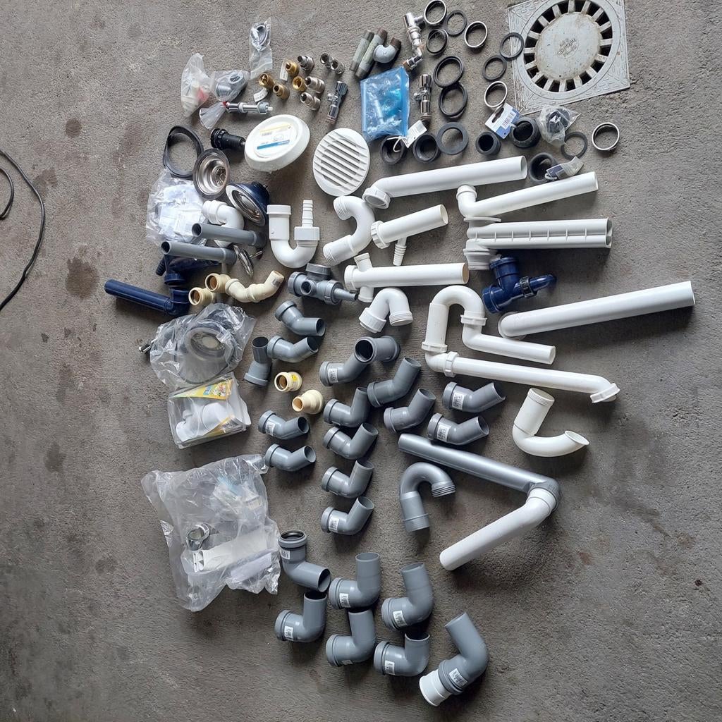 Accessoires tuyaux évacuation, Enlèvement, Comme neuf, PVC, Évacuation