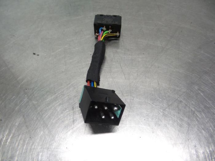 Commutateur réglage siège d'un Audi A8 (A8 94-), -, Audi, Utilisé, -