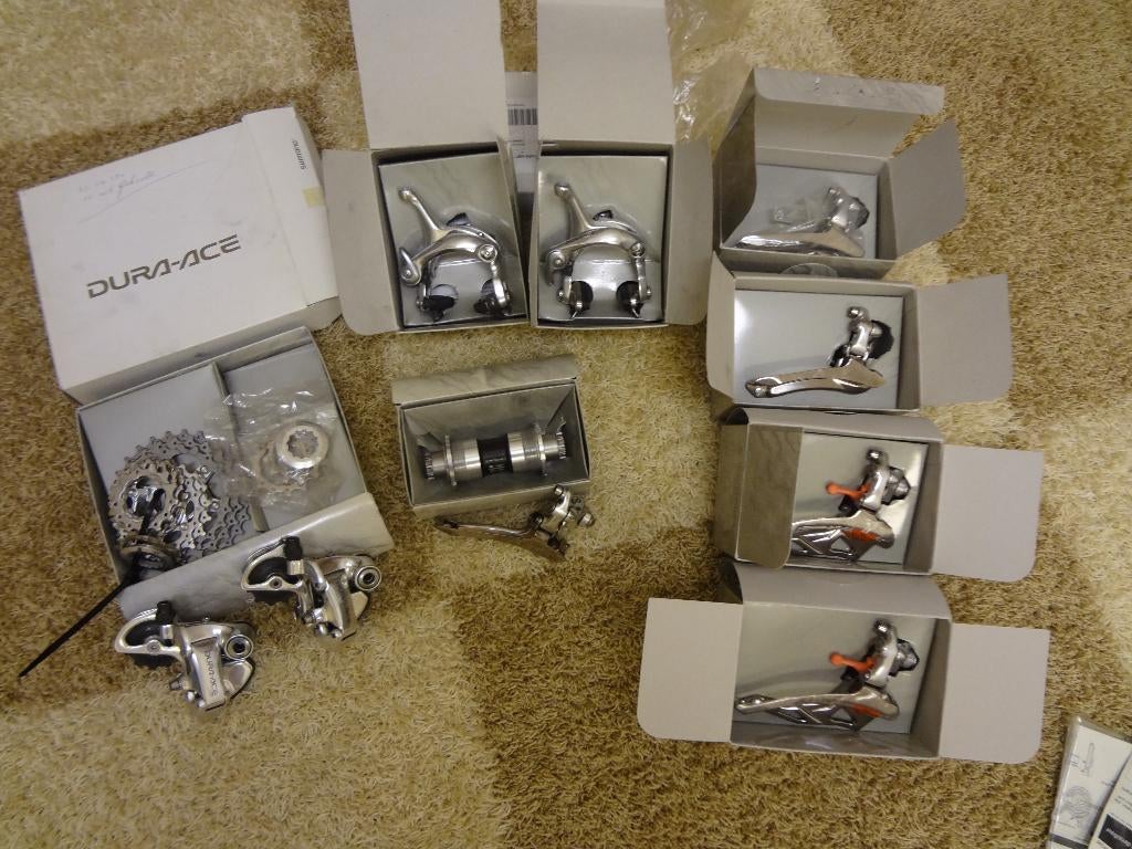 Dura Ace 7700 en 7800 en 7900 en 9000 onderdelen groep sets, Enlèvement ou Envoi, Neuf