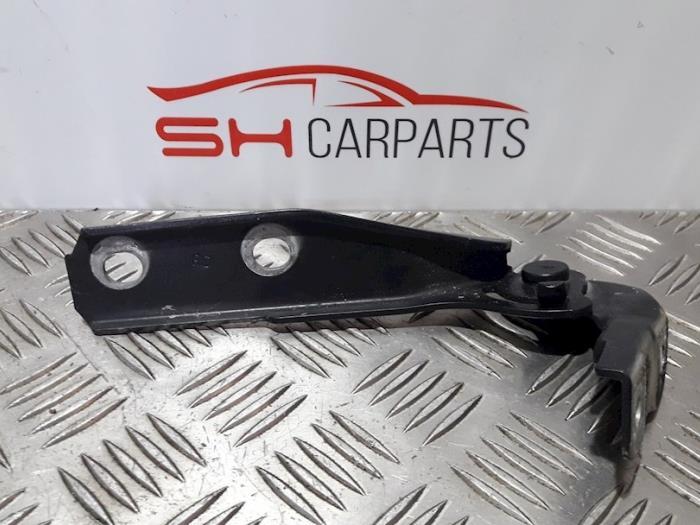 Charnière capot d'un Audi A3, Autos : Pièces & Accessoires, -, 3 mois de garantie, Audi, Utilisé