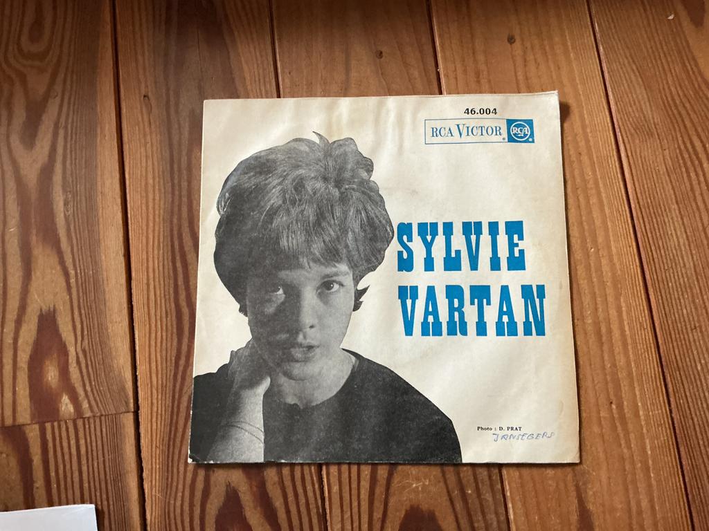 7” Sylvie Vartan - ne t’en va pas (comin’ home baby), Ophalen of Verzenden, Gebruikt