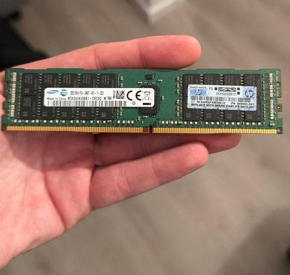SAMSUNG 32GB DDR4 RAM 2400 Mhz ECC SERVER RAM, 32 GB, Enlèvement ou Envoi, DDR4, Comme neuf