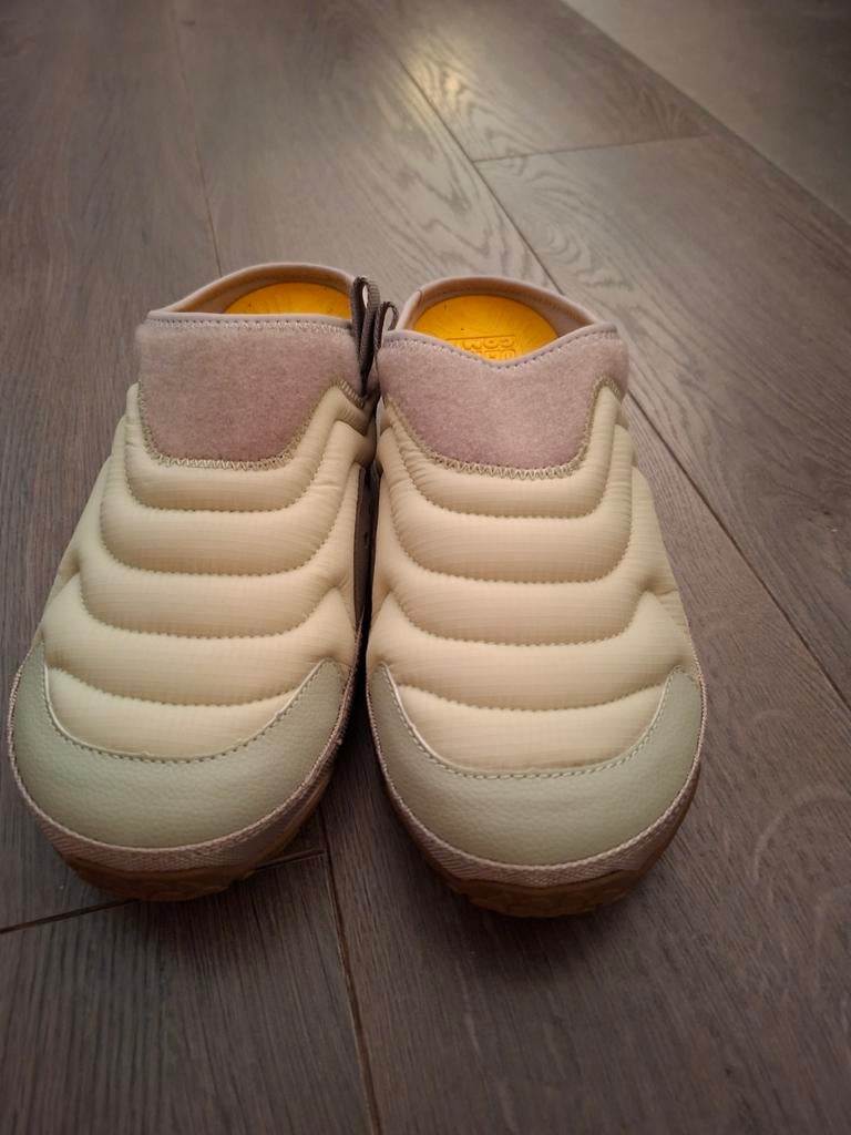 Teva pantoffels maat 40,5, Enlèvement