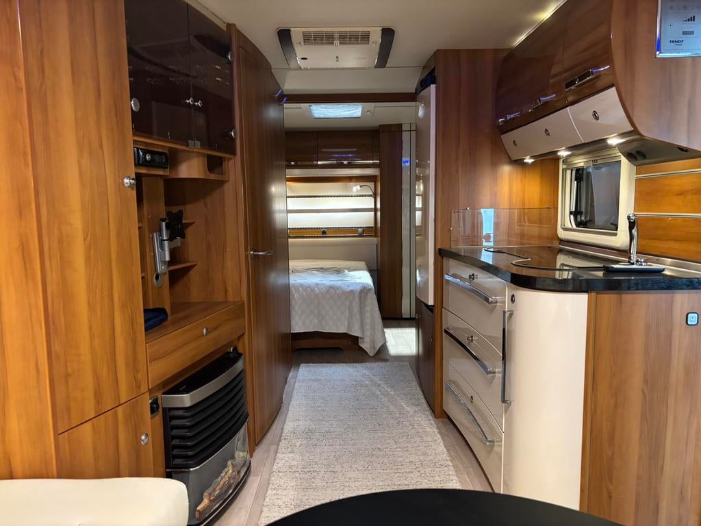 Déménageur de climatisation Fendt Diamond 650, Grand lit, Airco, Particulier, Fendt