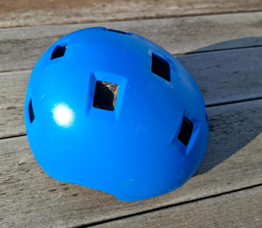 casque enfant velo skateboard roller 52-54cm, Fietsen en Brommers, Fietsaccessoires | Fietshelmen, Ophalen, Gebruikt, Overige maten