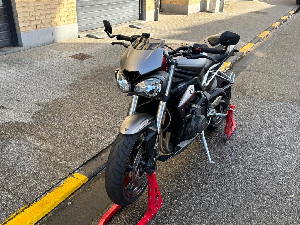 Triumph streettripple 765 RS ICE