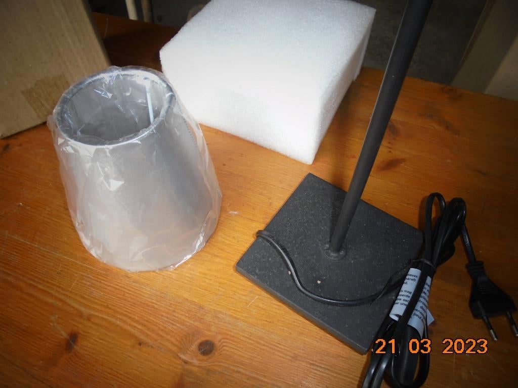 lampadaire neuf, Maison & Meubles, Lampes | Lampadaires, Neuf, Enlèvement ou Envoi, Moins de 100 cm, Métal