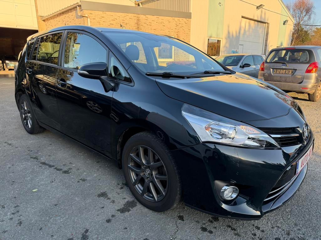 Toyota Verso 1.6 D-4D Comfort 5pl., Autos, Toyota, Achat, Entreprise, Boîte manuelle, Noir