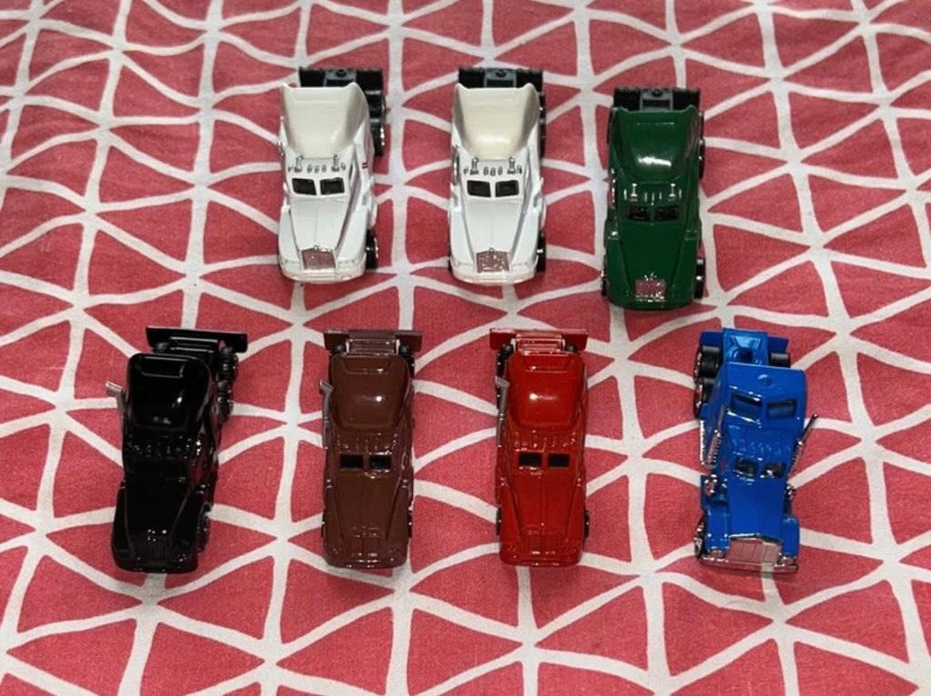 À vendre Lot de 7 camions miniatures type Hot Rod, Enlèvement, Comme neuf