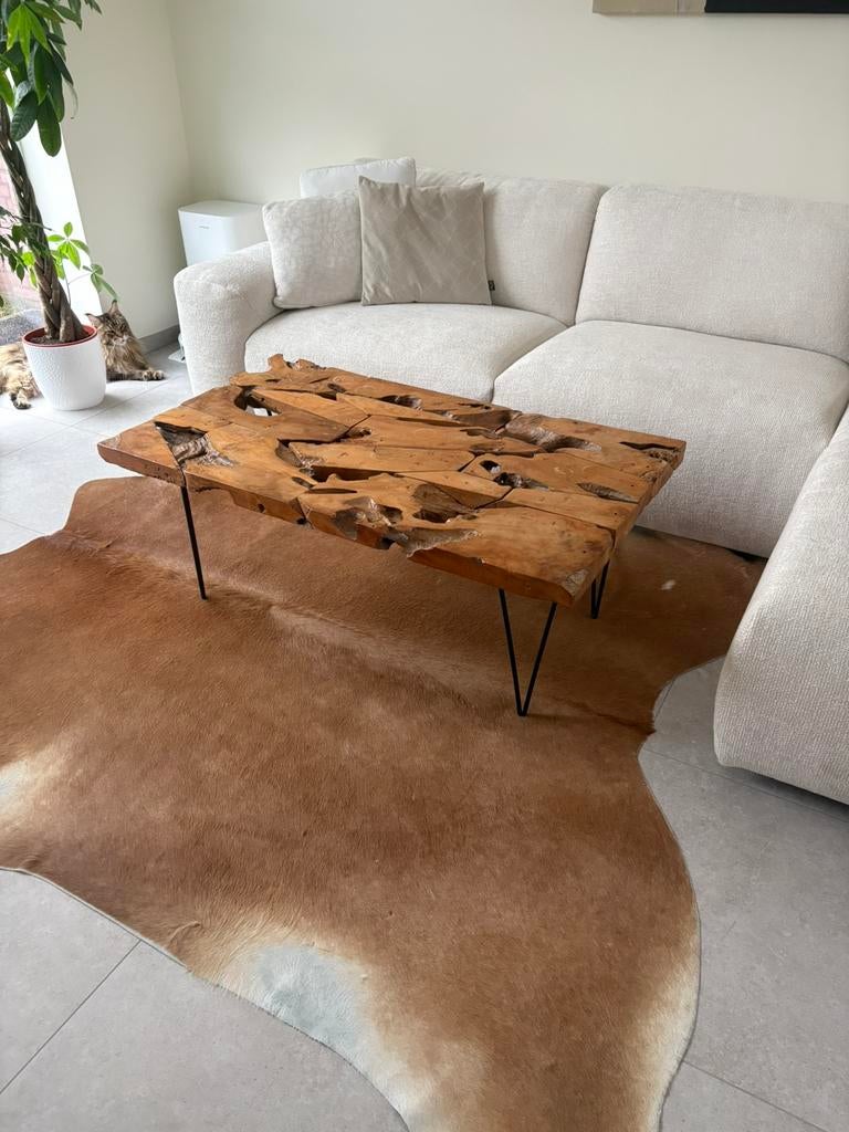Table d'appoint designer+tapis en fourrure animale, Maison & Meubles, Enlèvement, Comme neuf, Designer
