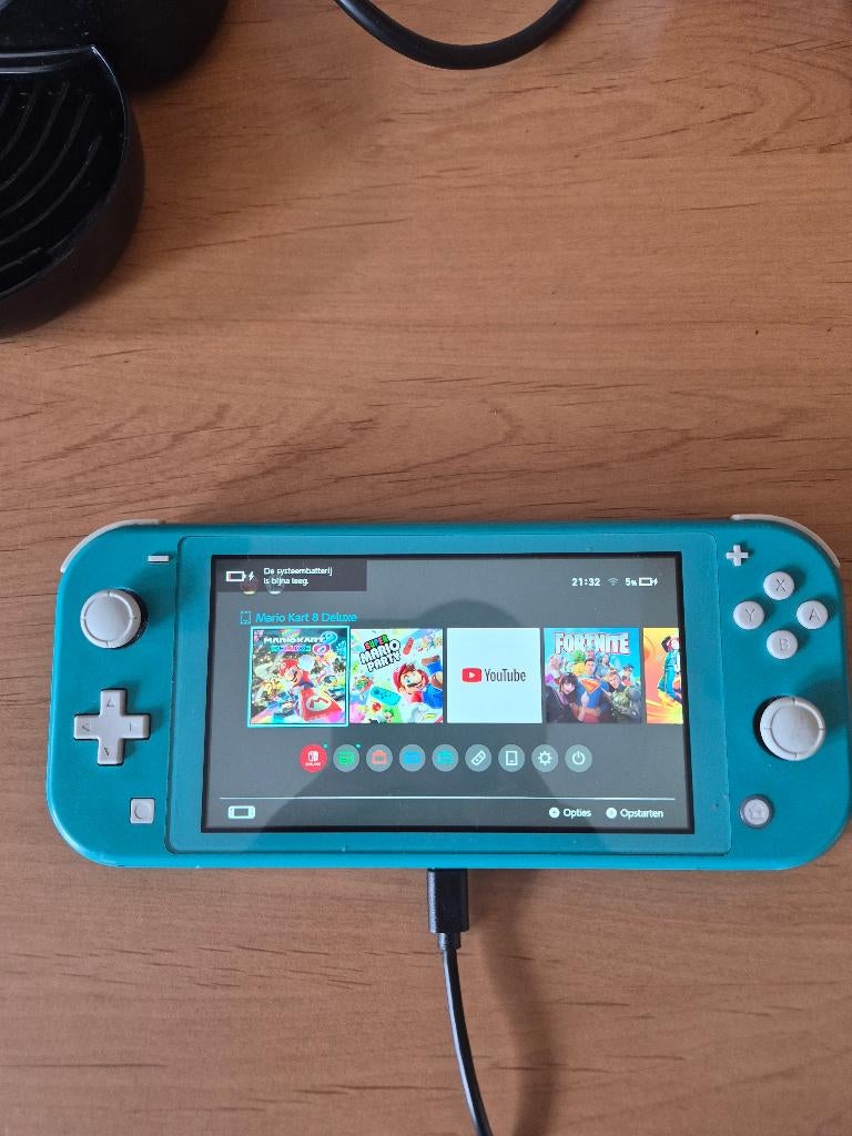 Nitendo switch, Games en Spelcomputers, Spelcomputers | Nintendo Switch Lite, Ophalen, Overige kleuren, Gebruikt