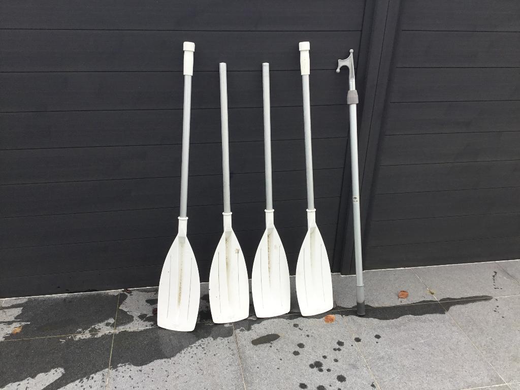 Peddels en enterhaak., Ophalen, Dubbelbladige peddel