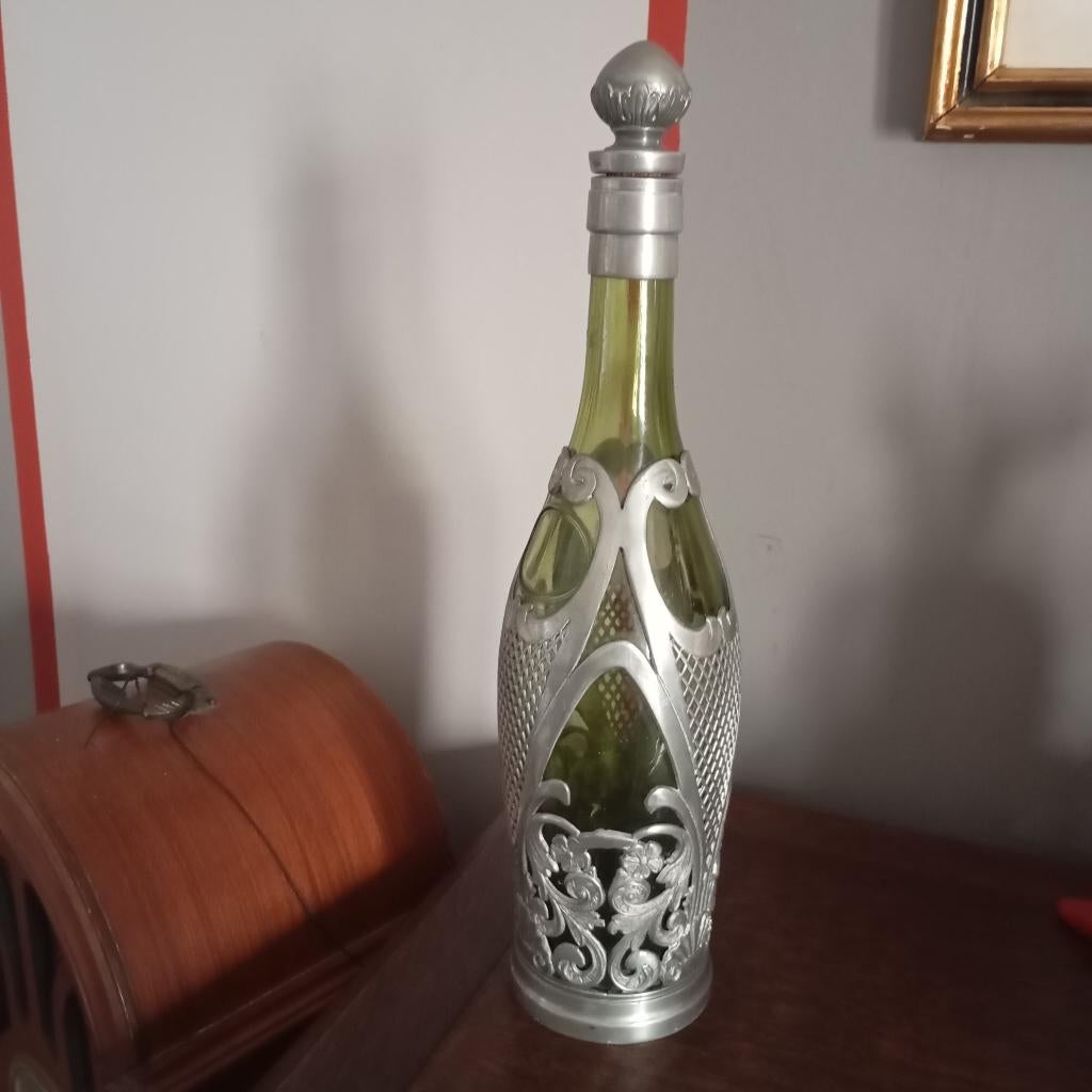 prachtig versierde fles in groen glas en tin, Ophalen
