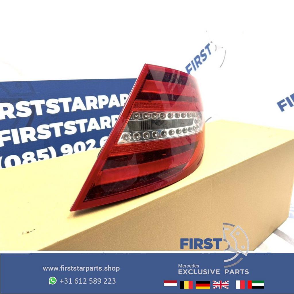 W204 C63 AMG ACHTERLICHT RECHTS A2048202764 FACELIFT LED ORI, Gebruikt, -, Ophalen of Verzenden, -