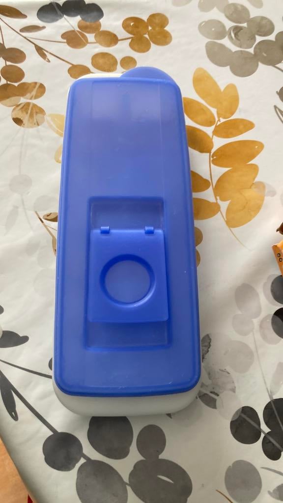 Tuperware ijsbak, Ophalen of Verzenden, Zo goed als nieuw, Blauw, Bus of Trommel