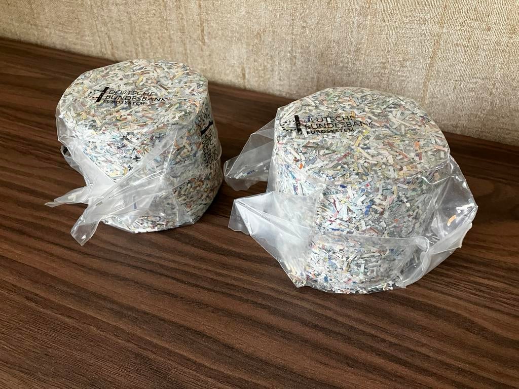 Versnipperde eurobiljetten - Leuk en Uniek, Postzegels en Munten, Bankbiljetten | Europa | Eurobiljetten, Ophalen of Verzenden