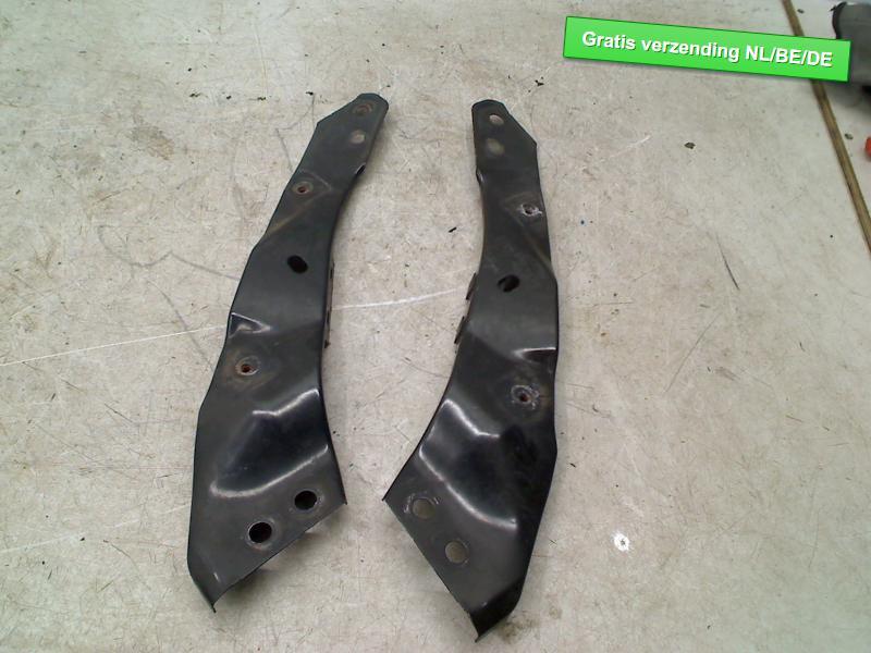 PHARE steun Volkswagen Golf VI (5K1) (5K0806929B), Utilisé, De Bloemendaal 21 21
5221 EB  'S HERTOGENBOSCH, NL, Info@123Parts.nl