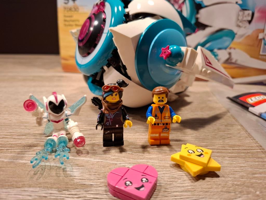 Lego movie  2 - 70830 Sweet Mayhem's Systar Starship!, Ophalen, Lego