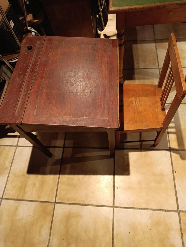 Pupitre plus chaise, Antiquités & Art, Enlèvement