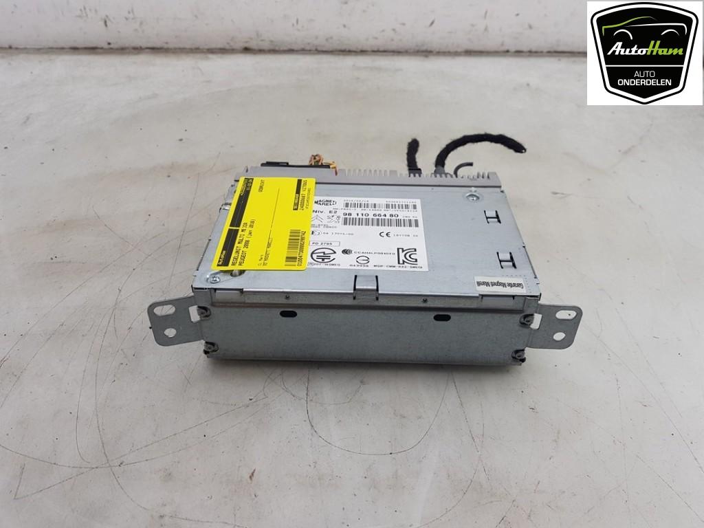 MULTI MEDIA COMPUTER 2008 (CU) (|9811066480|1613489280|), Gebruikt, Peugeot