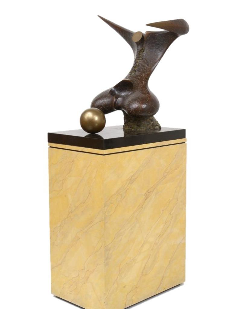 Groot bronzen beeld Roland Monteyne., Ophalen