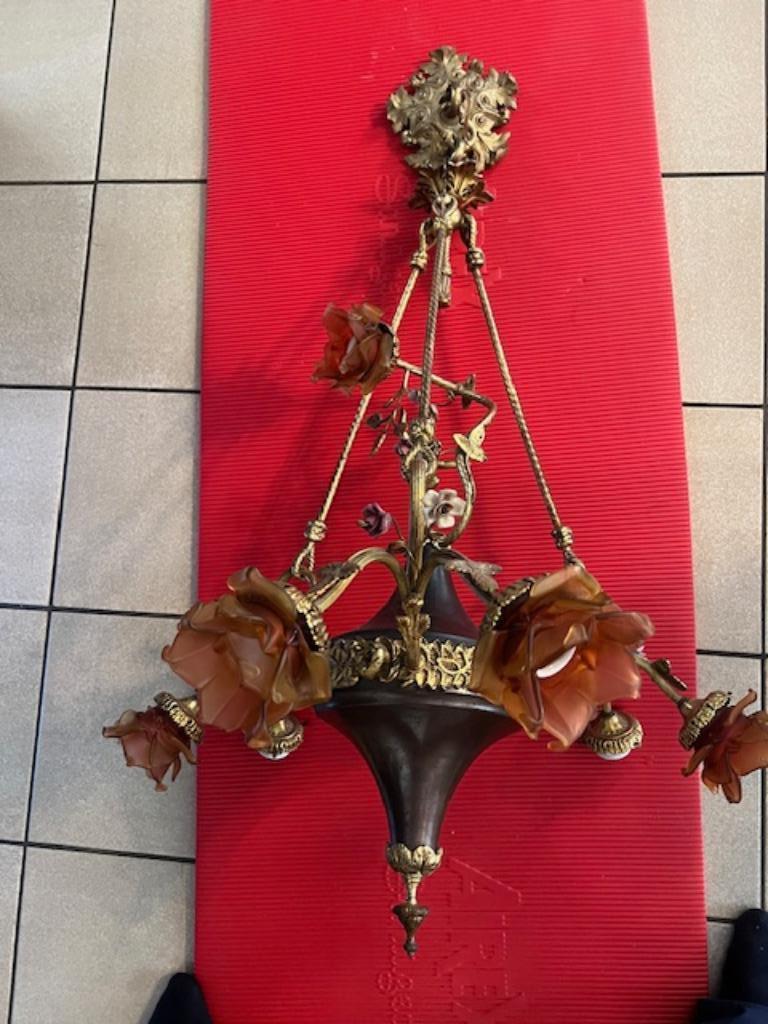 Luster in brons met puti en 7 glazen roosjes., Antiek en Kunst, Antiek | Verlichting, Ophalen