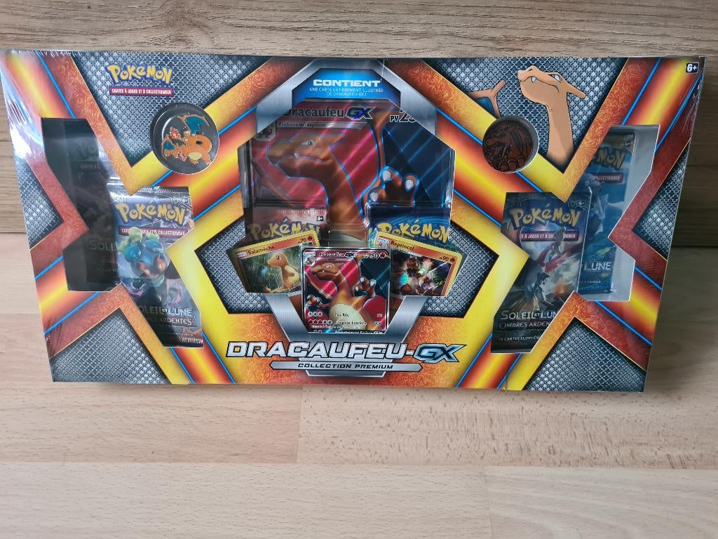 Dracaufeu GX Collection Premium - Coffret Pokemon Neuf, Hobby en Vrije tijd, Verzamelkaartspellen | Pokémon, Nieuw, Boosterbox