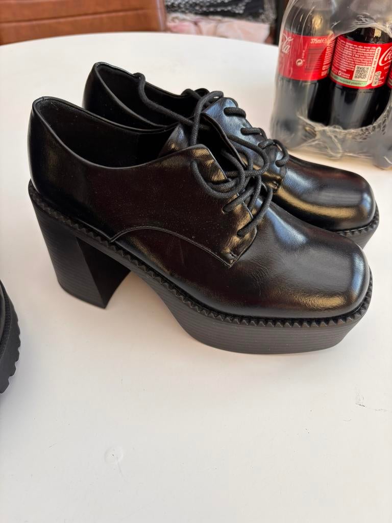 Grote partij schoenen, Kleding | Dames, Ophalen of Verzenden, Zo goed als nieuw