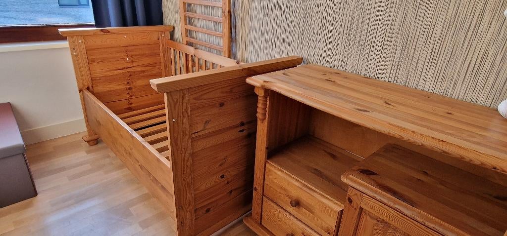 Baby/peuter slaapkamer (Volhouten), Kinderen en Baby's, Ophalen, Gebruikt, Jongetje of Meisje