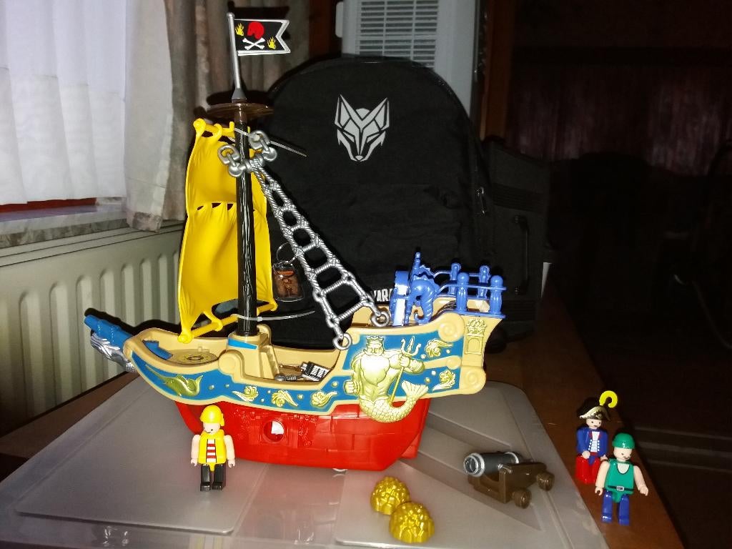 piratenboot met 4 piraten en andere accessoires, Ophalen of Verzenden