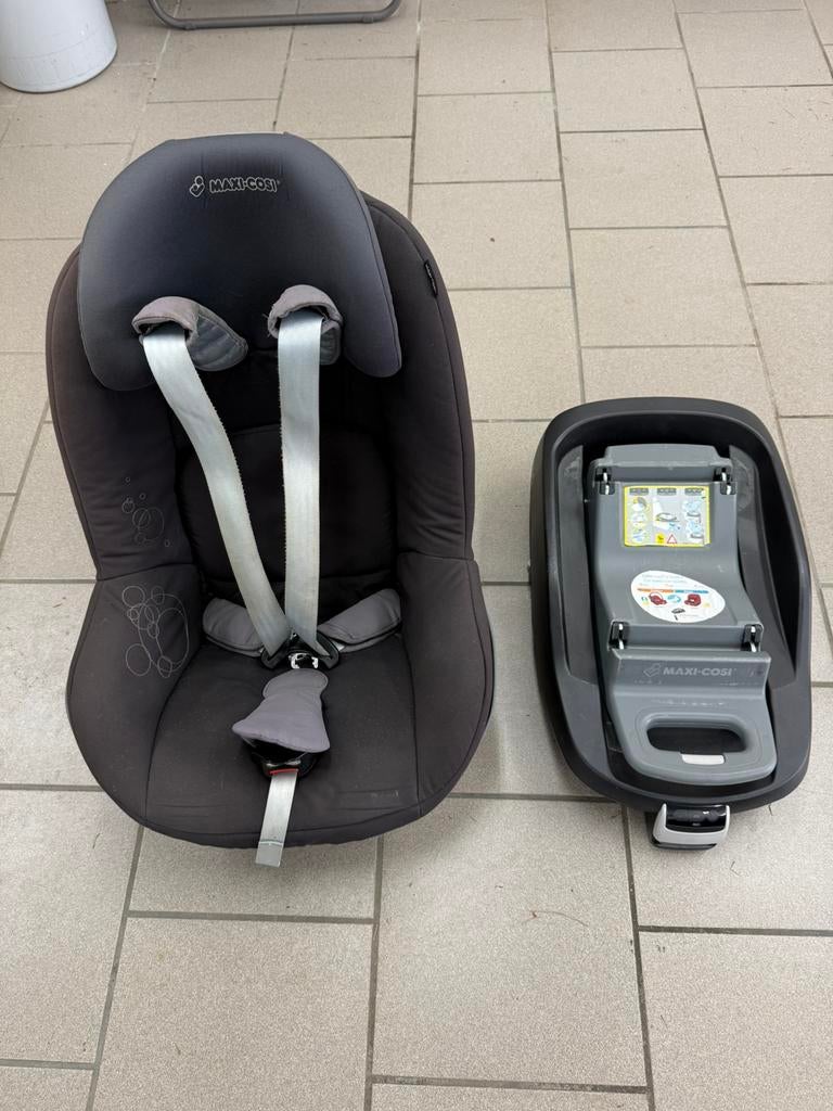 Autokinderstoelen  2 stuks, Kinderen en Baby's, Ophalen, Verstelbare rugleuning, Gebruikt, 9 t/m 18 kg