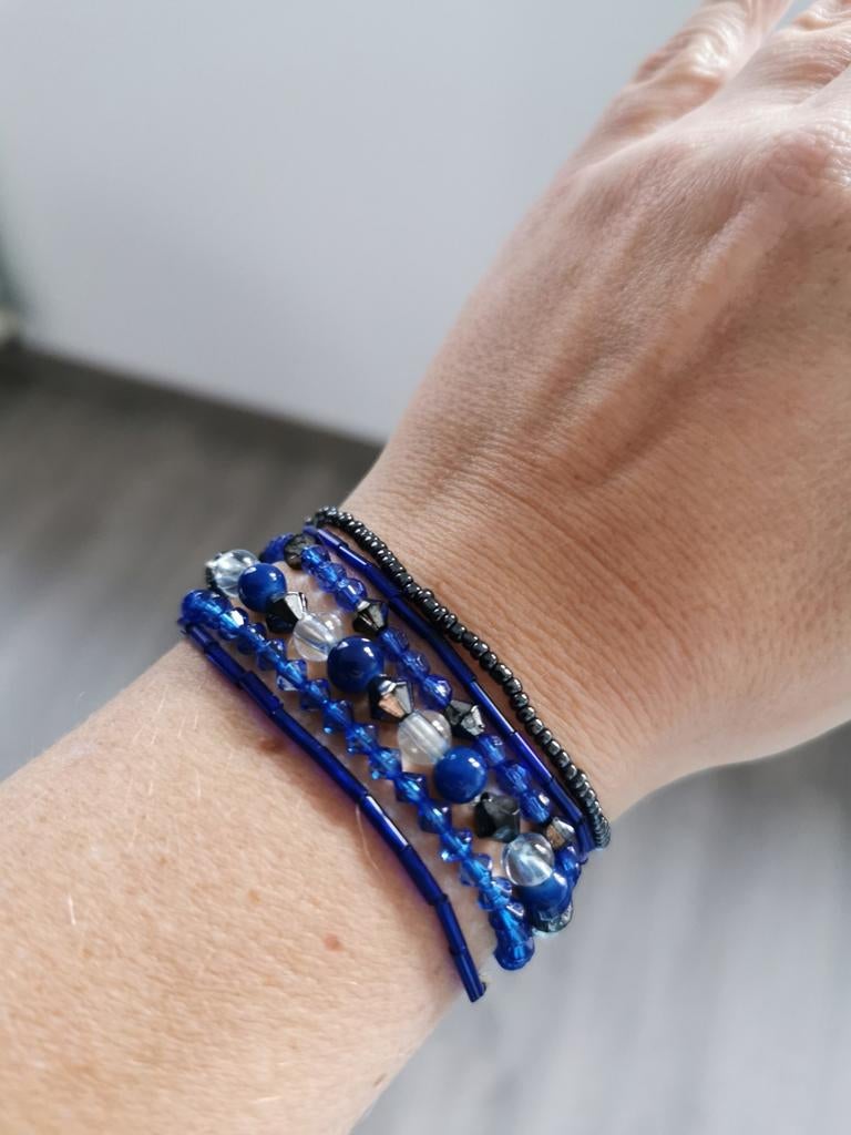 Armbanden set blauw, Bijoux, Sacs & Beauté, Bracelets, Enlèvement ou Envoi, Utilisé, Bleu, Synthétique ou Plastique