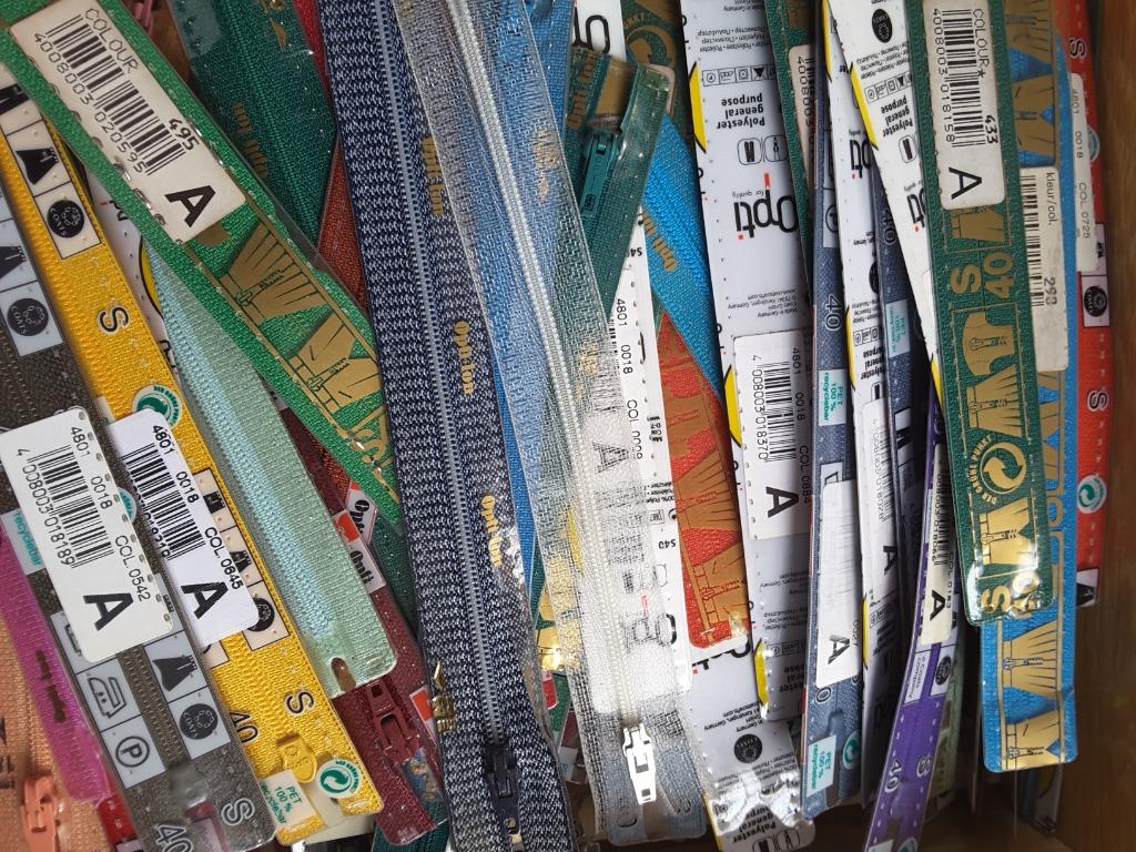 ritssluiting sluiting 18 cm opti, Hobby en Vrije tijd, Naaien en Fournituren, Ophalen of Verzenden, Nieuw, Rits of Sluiting