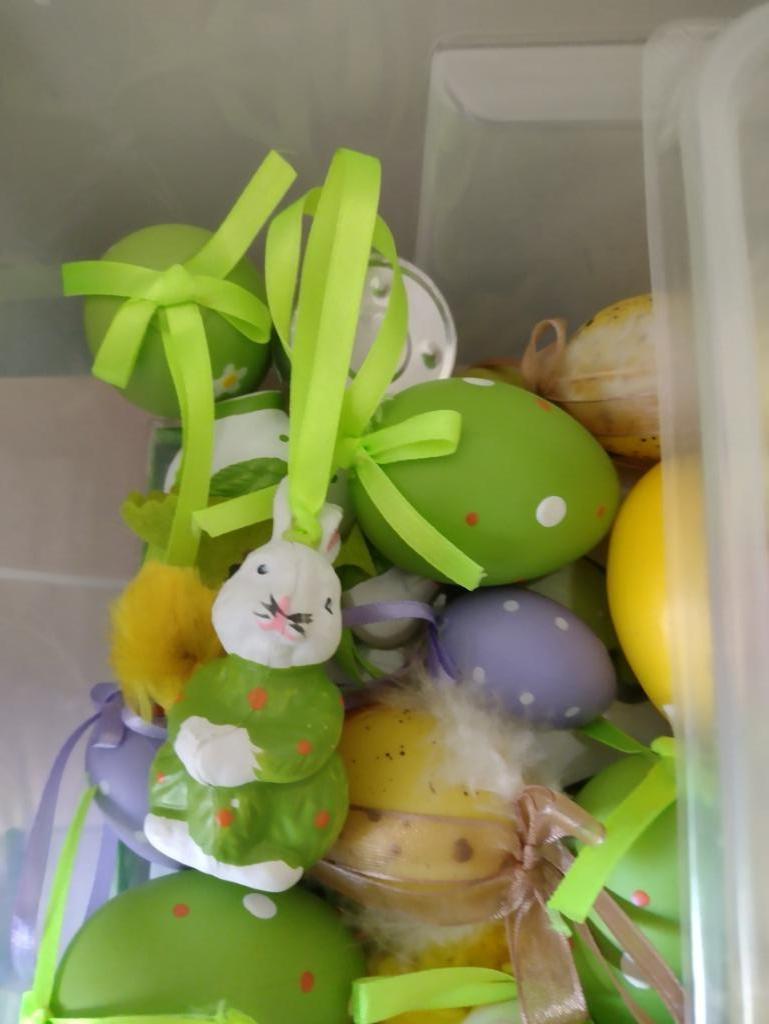 Paasversiering, Diversen, Ophalen