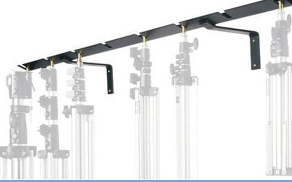 Ratelier (support) pour trepieds manfrotto, Enlèvement, Comme neuf, Trépied