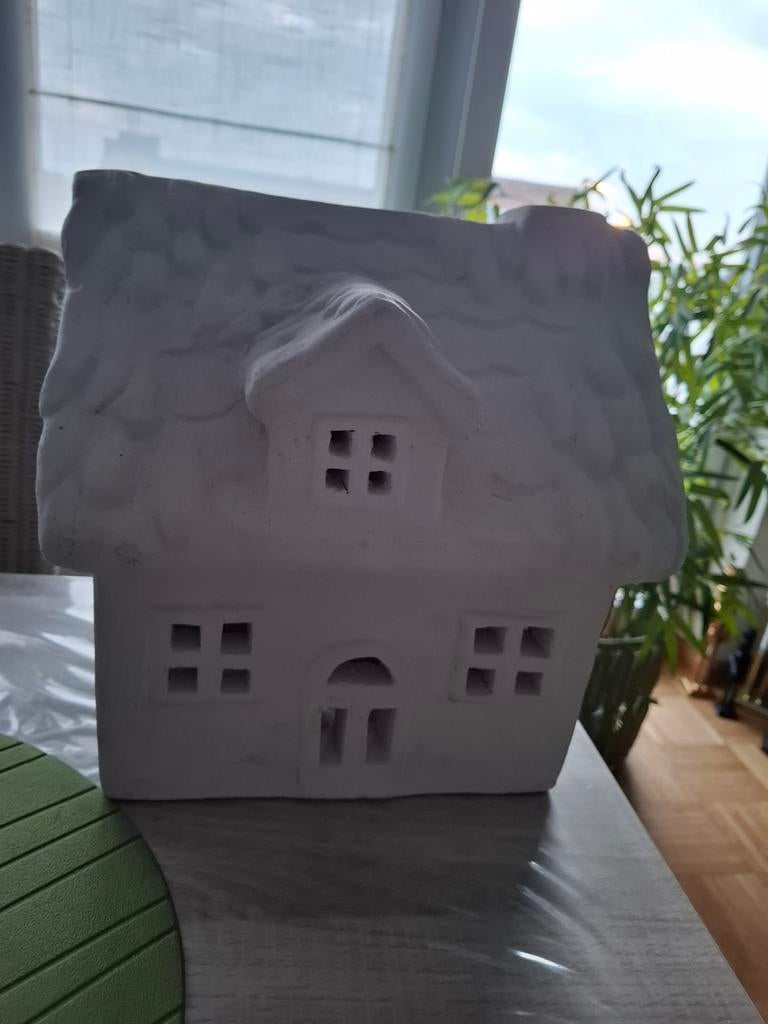 Maisonnette blanche Noël, Enlèvement