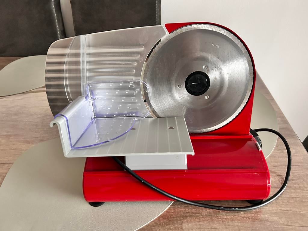 DOMO DO522S Snijmachine PRO - 22cm - Rood, Ophalen, Zo goed als nieuw