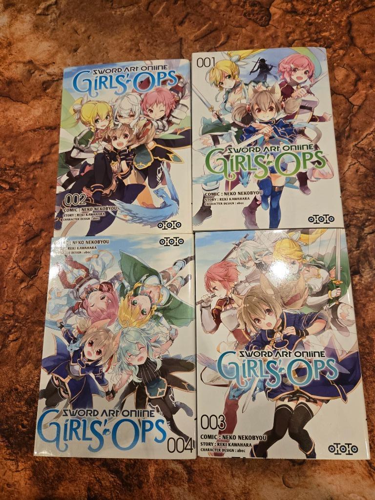 Girls'operations - sword art online - manga - tome 1 à 4, Livres, BD, Plusieurs BD, Enlèvement, Neuf